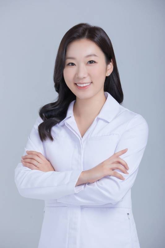 Dr. Kim your Yorba Linda Dentist with Dentique Dental Studio.